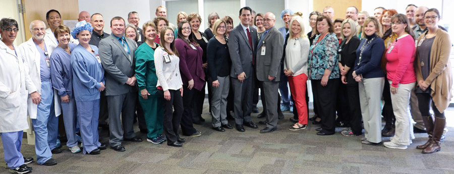 Governor Scott Walker poses with the staff of Tomah Health