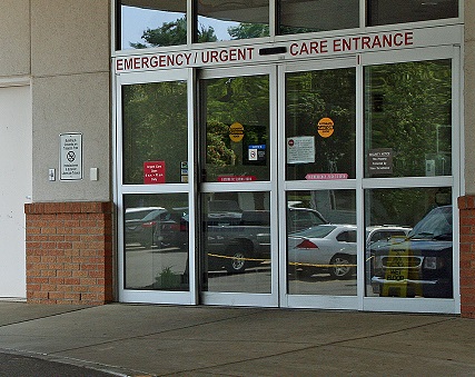 The Emergency/Urgent Care Entrance to Tomah Memorial Hospital