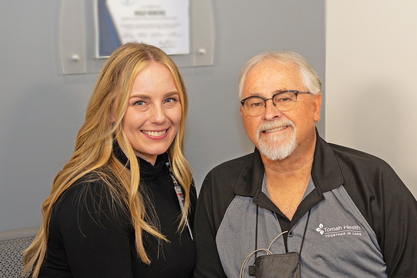 Alis Zellmer, Cardiac Exercise Physiologist with patient Ding Coenen