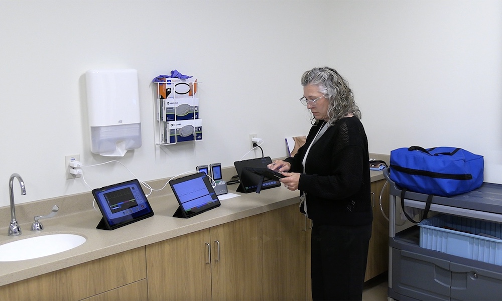 TH-simulation-lab-tablets